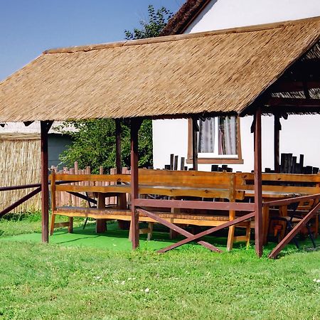 Mayak Resort Kam'yani Potoky Ngoại thất bức ảnh
